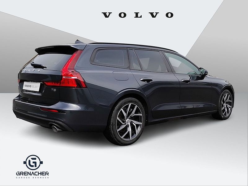 Volvo  2.0 T5 Momentum